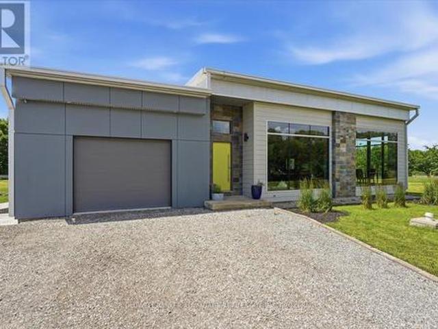 House for sale in Niagara, Ontario
