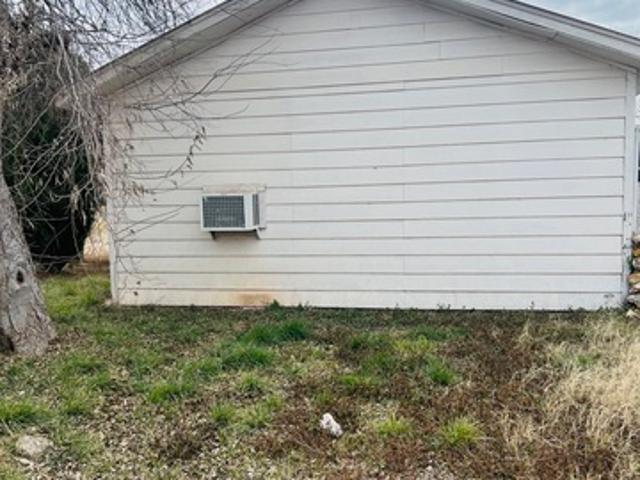 House for sale in Sabinal, Texas