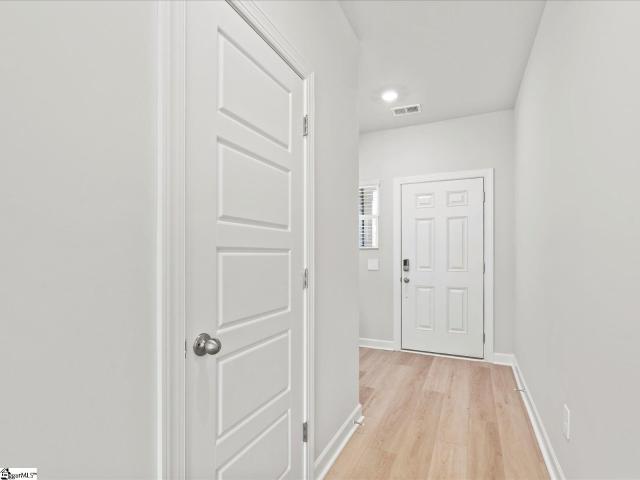 Townhouse for sale in Lyman