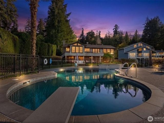 House for sale in Fox Island, Washington