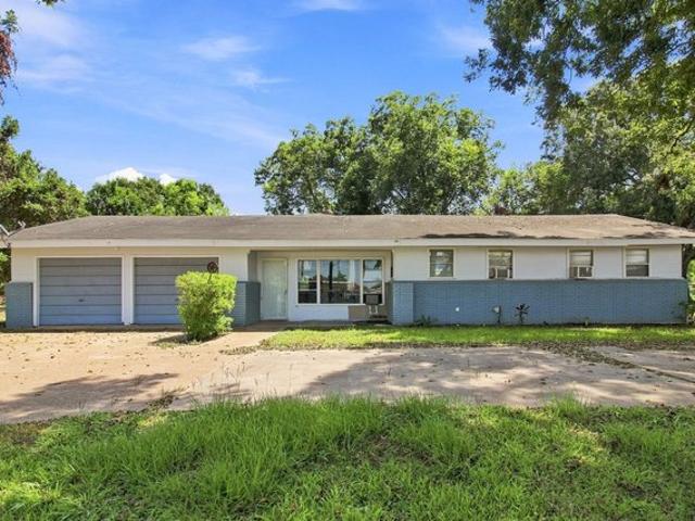 House for sale in Brazoria, Texas