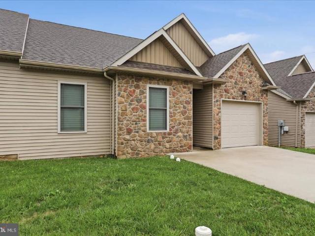 Townhouse for sale in Waynesboro, Pennsylvania