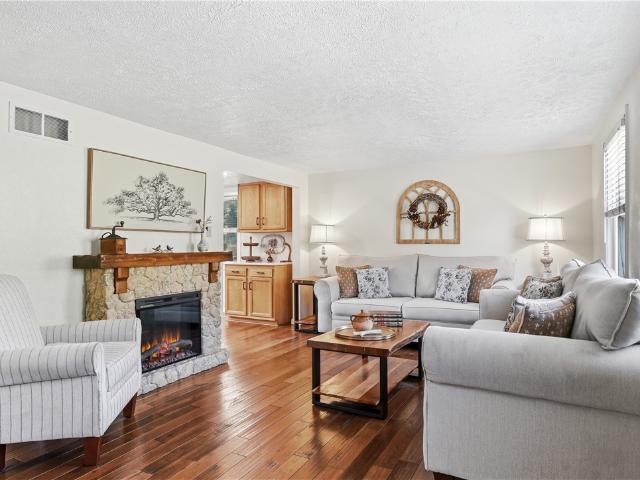 House for sale in North Strabane Township, Washington County