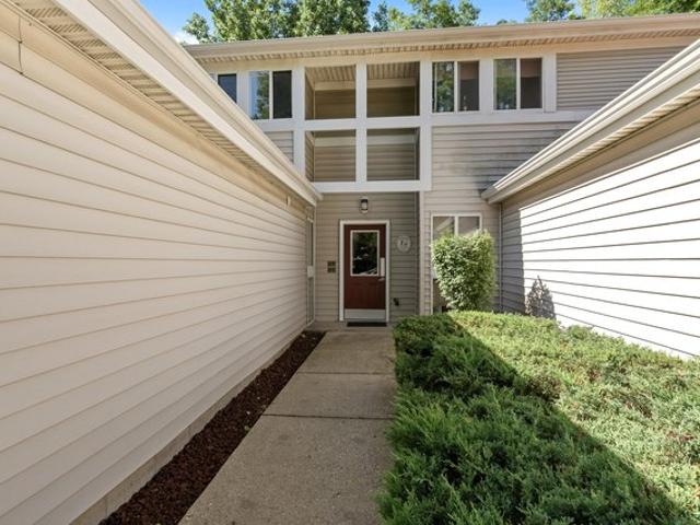 Condo for sale in Oak Creek, Wisconsin