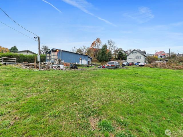 House for sale in South Bend, Washington