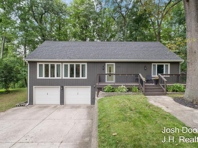 House for sale in Ada Township, Ada