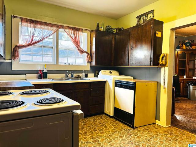 House for sale in Leeds, Jefferson County