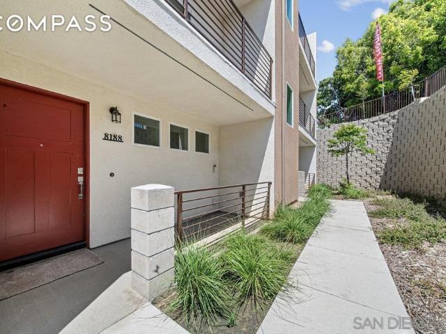 Townhouse for sale in Lemon Grove