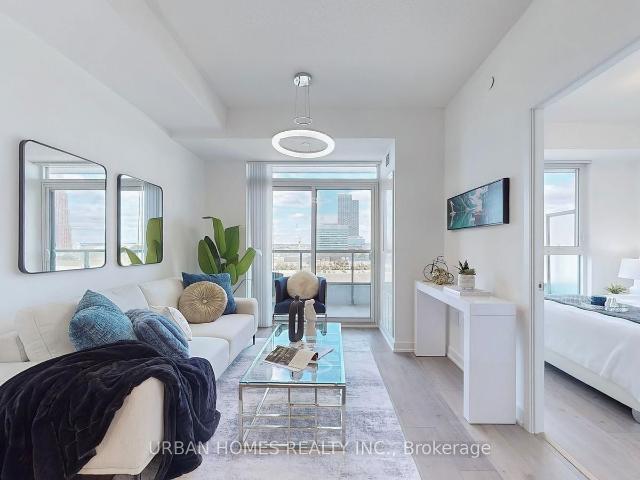 Condo for rent in Interchange Hwy 400 & 7, Vaughan