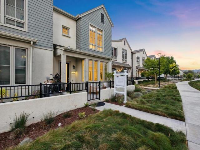 Townhouse for sale in San Mateo, California