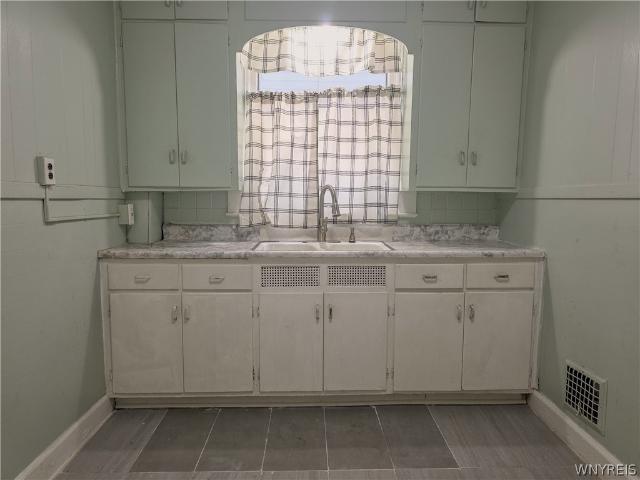 House for sale in Niagara, New York