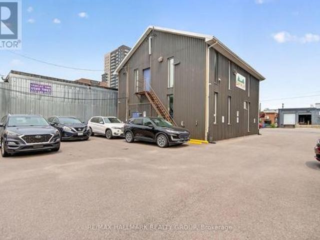 Commercial for sale in Bay, Ottawa