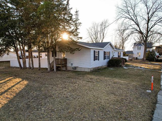 House for sale in Juneau, Wisconsin