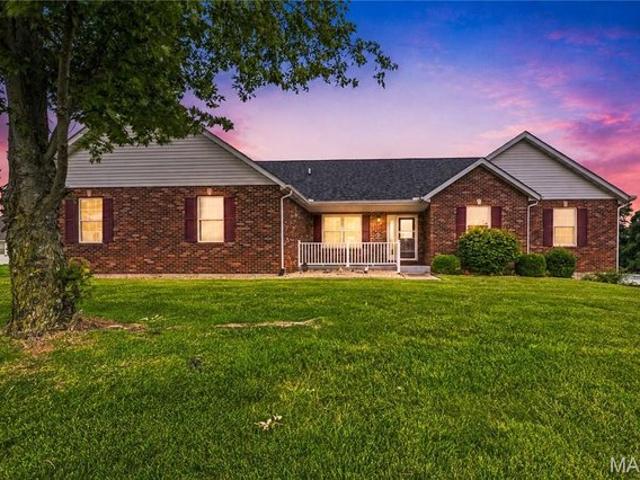 House for sale in Monroe, Illinois