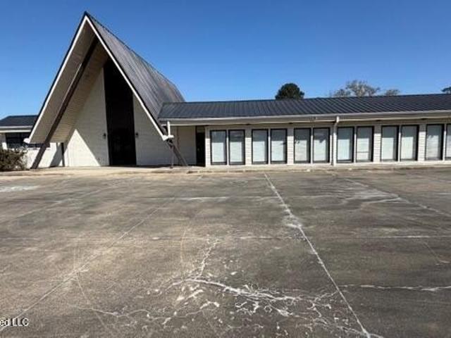 House for sale in Forest, Mississippi