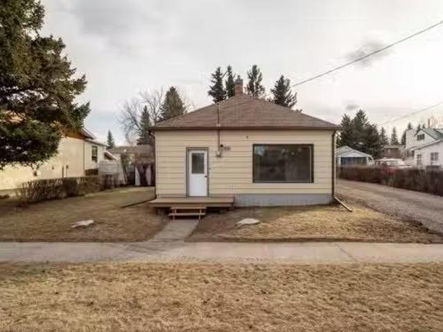 House for sale in Pincher, Alberta