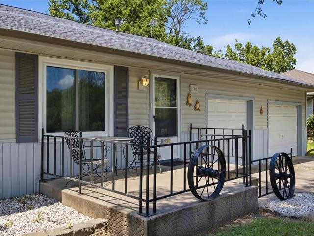 House for sale in Bates, Missouri