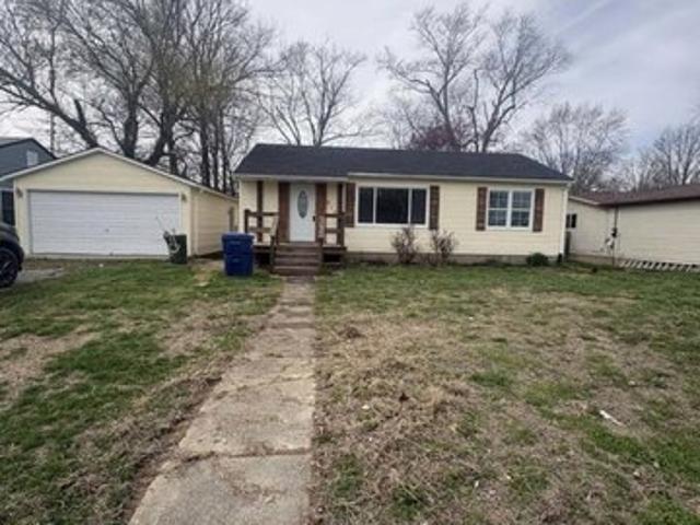 House for sale in Carmi, Illinois