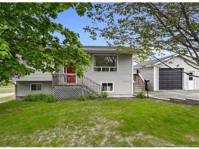 House for sale in Oromocto, New Brunswick