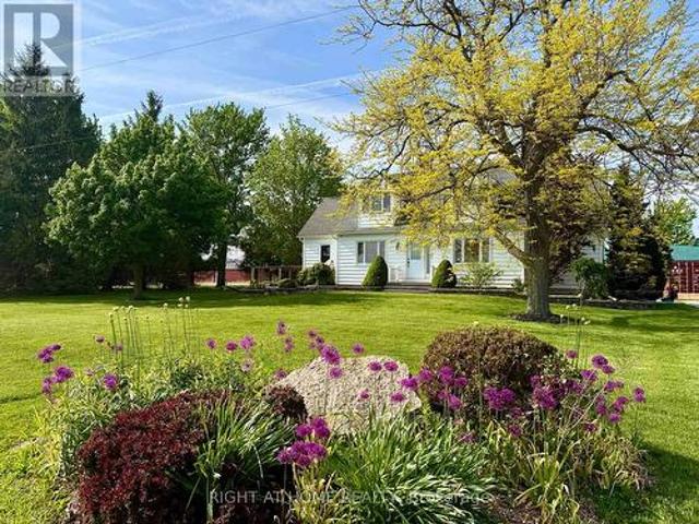 House for sale in Brooke-alvinston, Ontario
