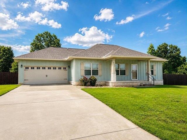 House for sale in Laurel Hill, Florida