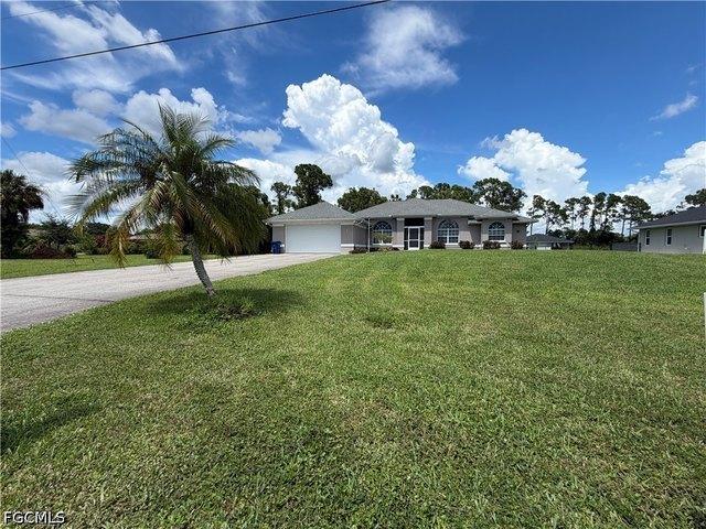 House for sale in North Fort Myers, Lee County