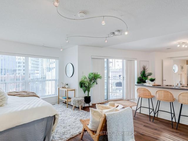 Condo for sale in Woburn, Ontario