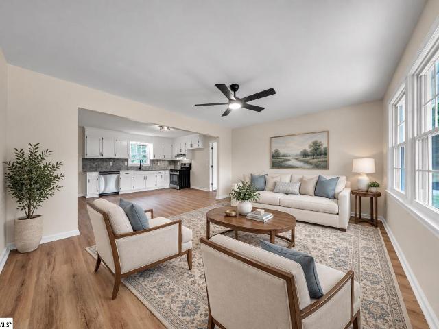 House for sale in Pelzer, South Carolina