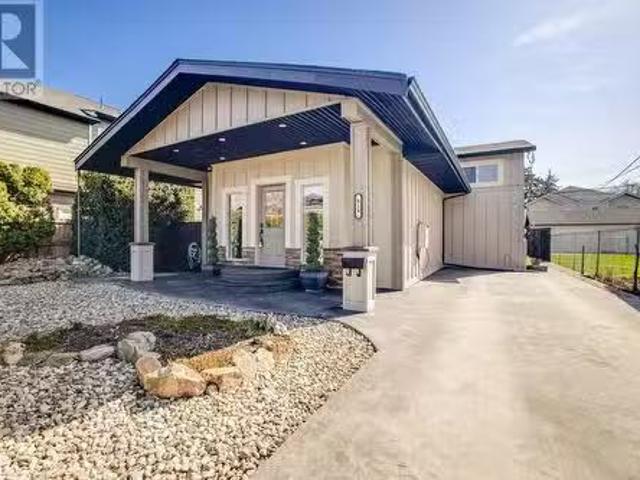House for sale in Winfield, British Columbia