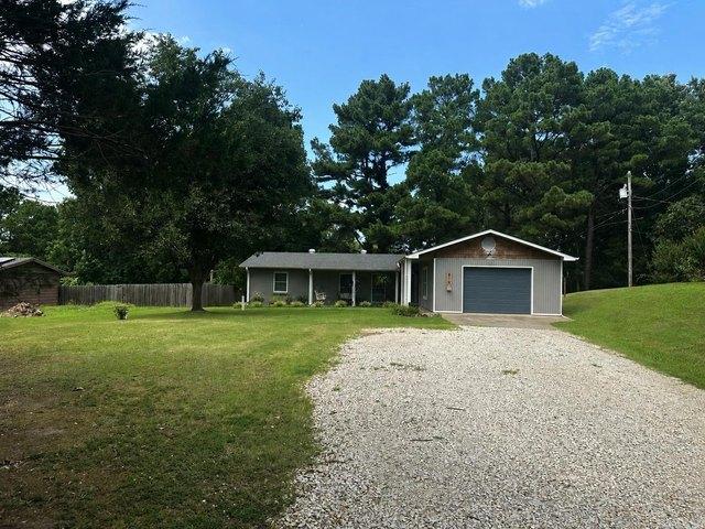 House for sale in Ark