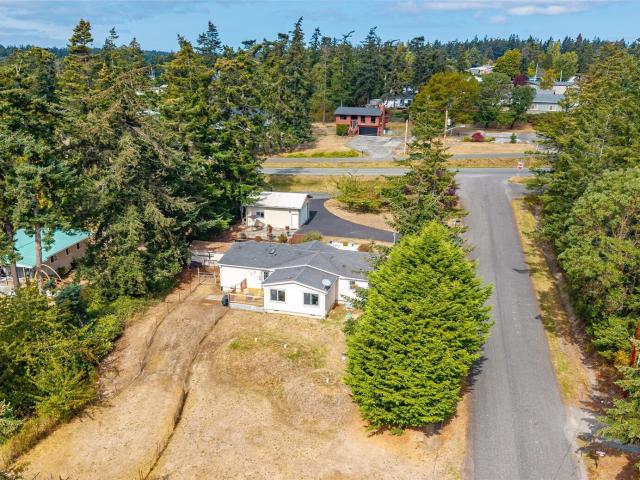 House for sale in Oak Harbor, Washington