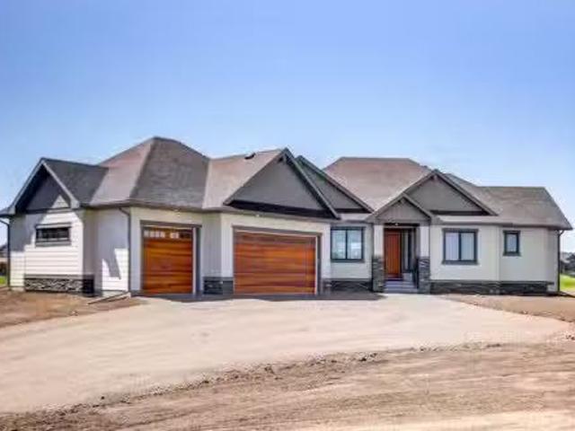 House for sale in Alberta