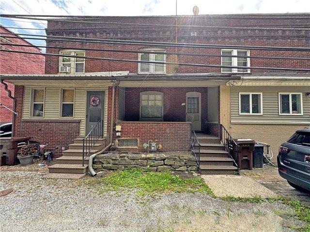 House for sale in Pittsburg, Pennsylvania