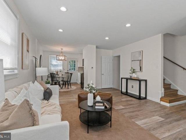 Townhouse for sale in Oxon Hill, Prince George's County