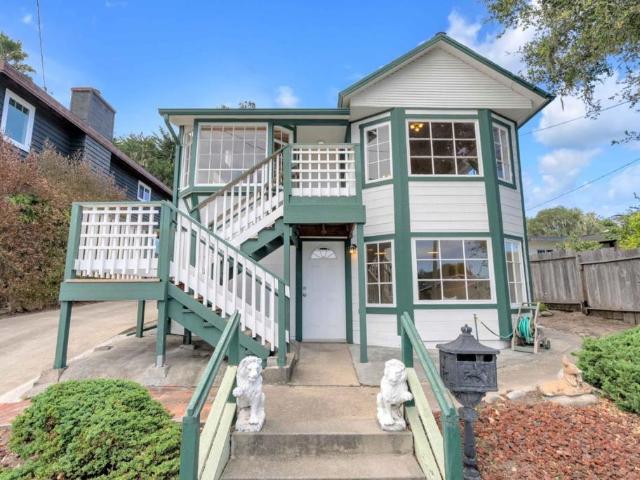 House for sale in New Monterey, Monterey