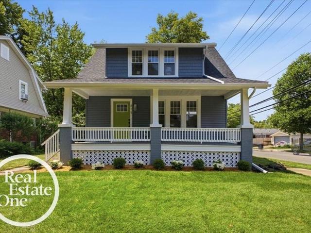House for sale in Grosse Pointe, Michigan