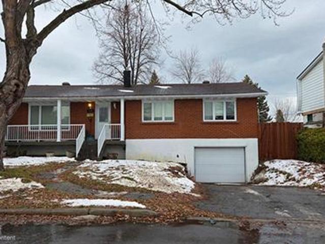 House for sale in Sainte-dorothee, Quebec