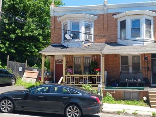 Townhouse for sale in Norristown, Pennsylvania