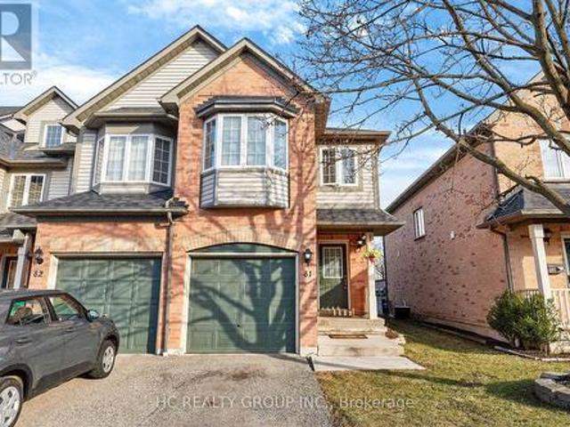 Townhouse for sale in Mississauga, Ontario