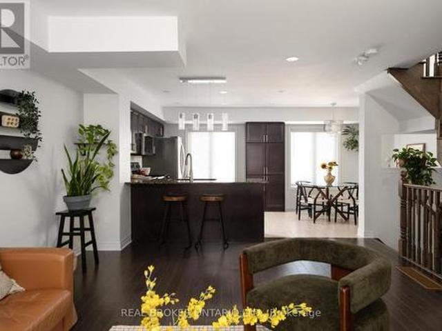 House for sale in Oakville, Ontario