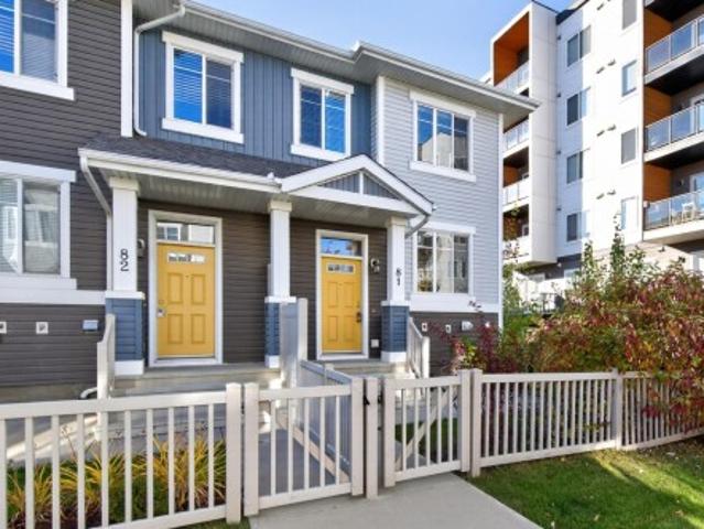 Townhouse for sale in Chappelle, Edmonton