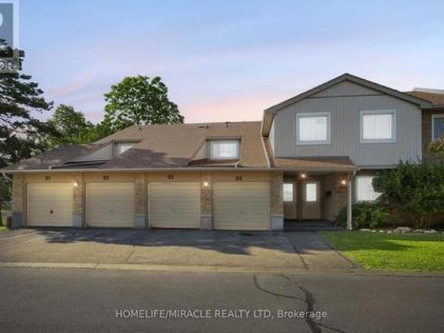 Townhouse for sale in Mississauga, Ontario