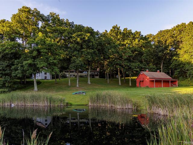 House for sale in Millbrook, New York