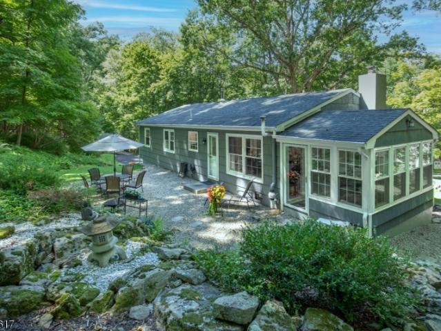 House for sale in Califon, New Jersey