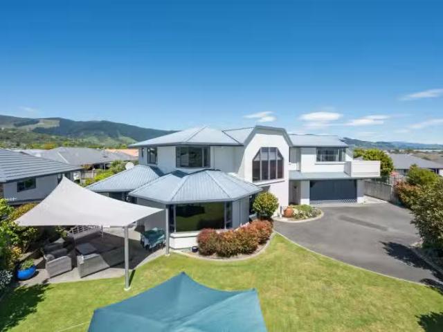 House for sale in Cable Bay, Nelson Bays