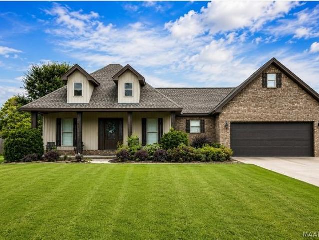 House for sale in Elmore, Alabama