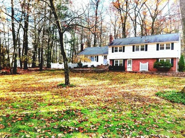 House for sale in Avon, Connecticut