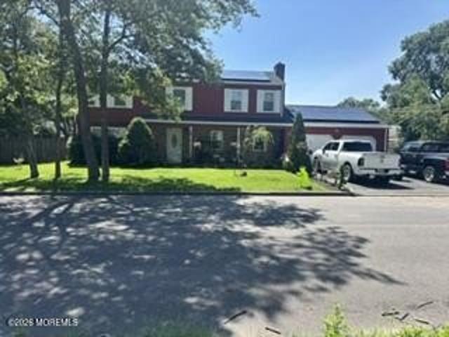 House for sale in Spotswood, New Jersey