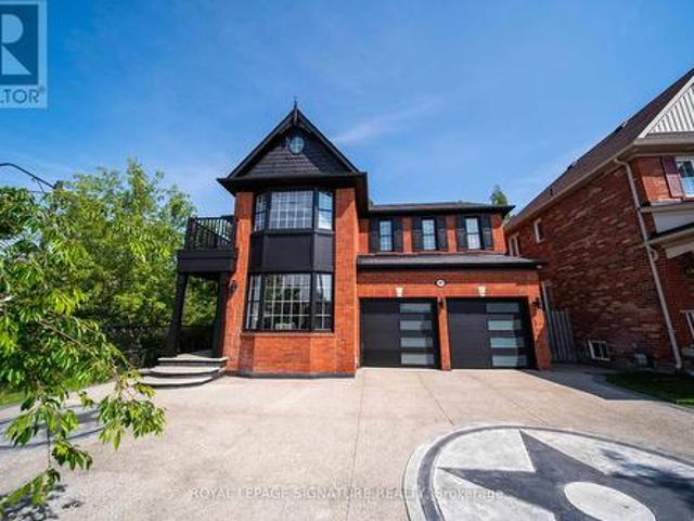 House for sale in Newmarket, Golden Horseshoe