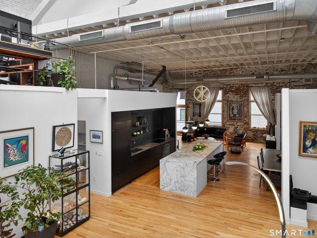 Condo for sale in New Haven, Connecticut